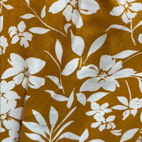 OLD NAVY ROMPER - Picture 2 of 3